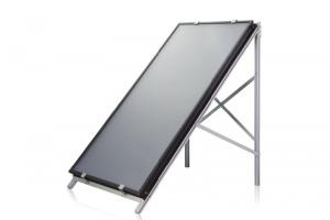 Coletor solar de placa plana